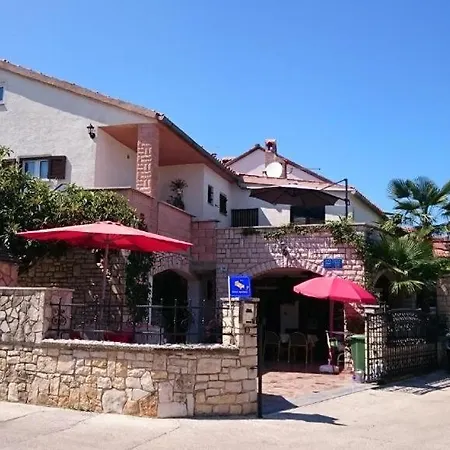With Parking Space - 24972 Rovinj