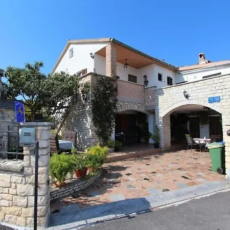With Parking Space - 24972 Appartamento *