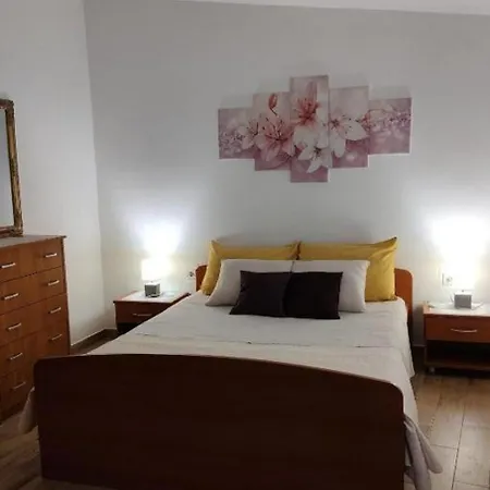 Apartament With Parking Space - 24972 *