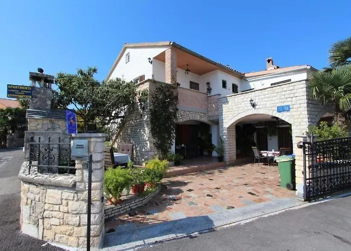 With Parking Space - 24972 Appartamento *